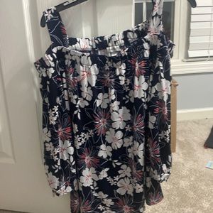 Womens plus 22/24 off shoulder blouse